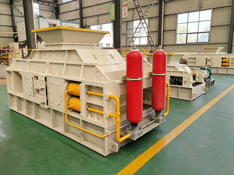 Hydraulic Double Roll Sand Crusher
